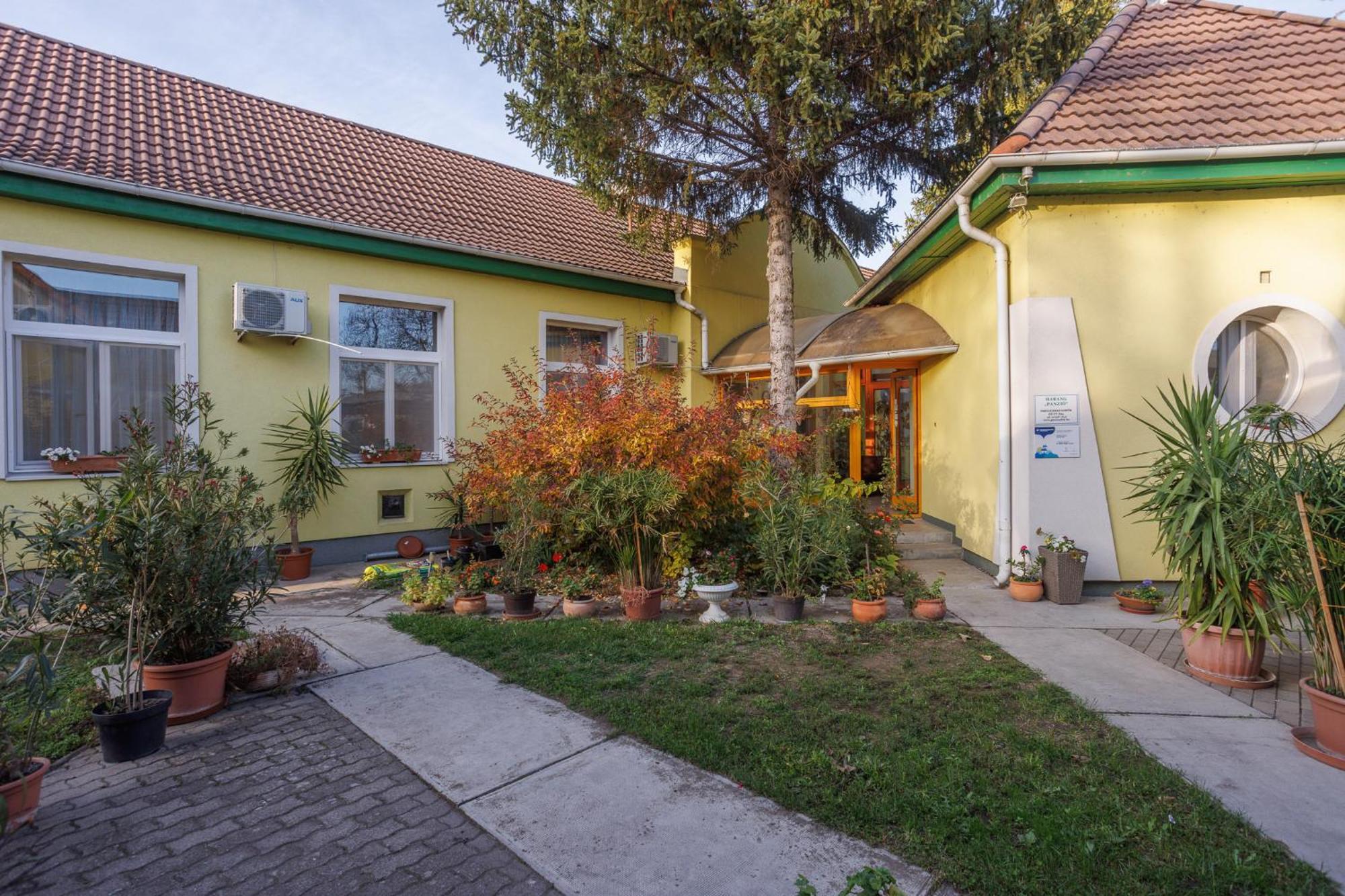 기오멘드로드 Harang Panzio B&B 외부 사진