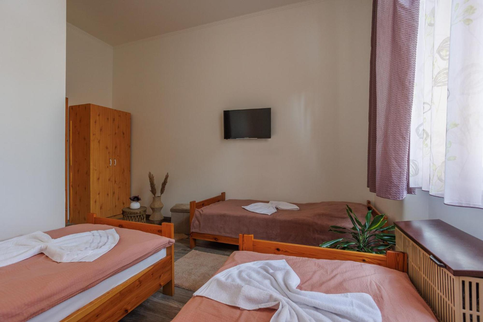 기오멘드로드 Harang Panzio B&B 외부 사진